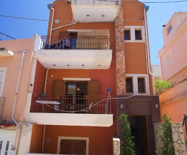 Artemis Appartement *